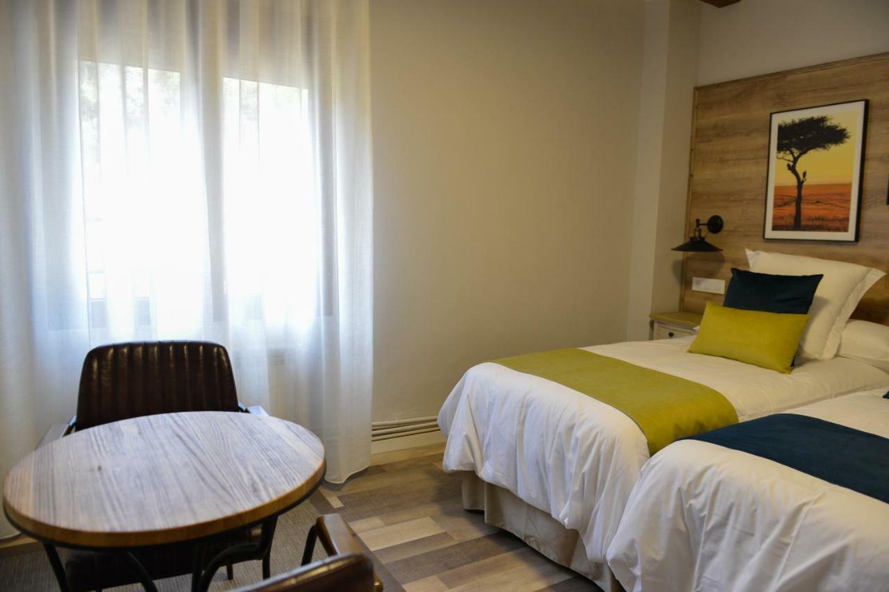 La Casita De El Cuervo Bed & Breakfast ภายนอก รูปภาพ